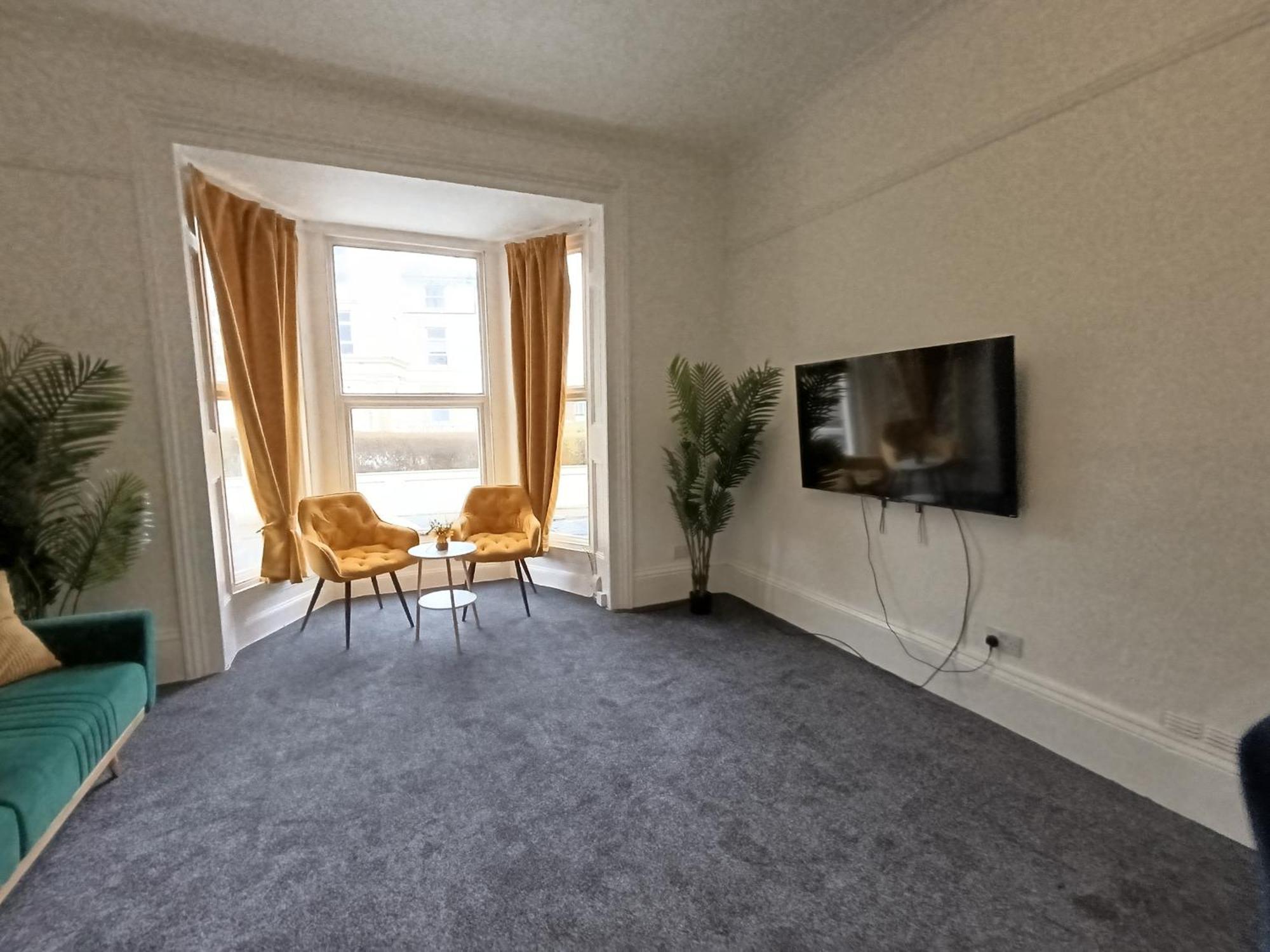Apartment Open Mind - 2 Bedrooms & Free Parking *