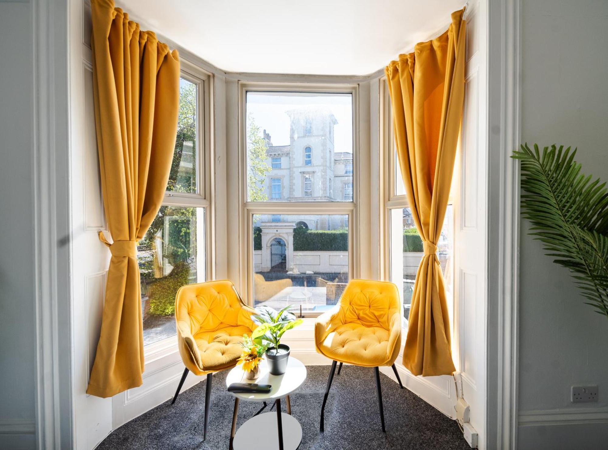 Apartment Open Mind - 2 Bedrooms & Free Parking *